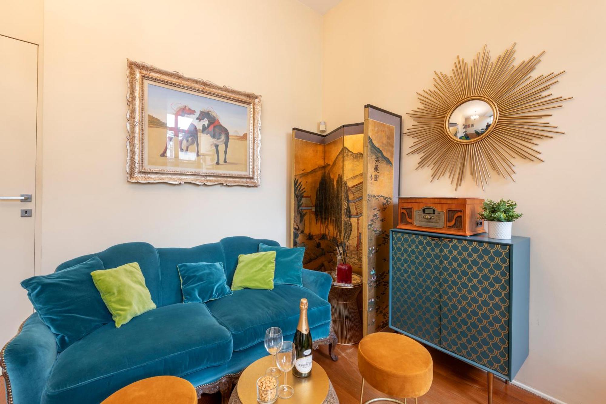 Pontaccio, 4 - Vivere In Brera, Con Ampio Terrazzo * Milano