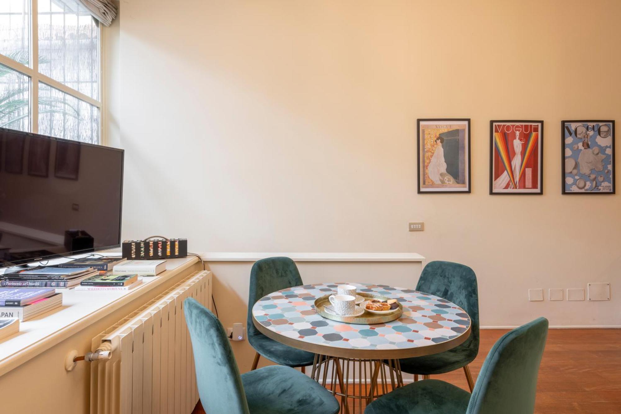 Appartamento Pontaccio, 4 - Vivere In Brera, Con Ampio Terrazzo
