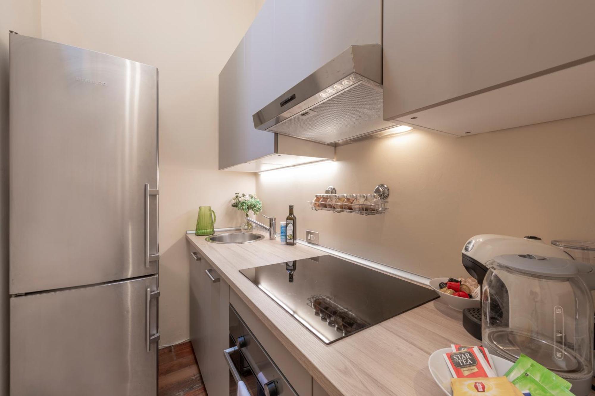 Pontaccio, 4 - Vivere In Brera, Con Ampio Terrazzo * Milano